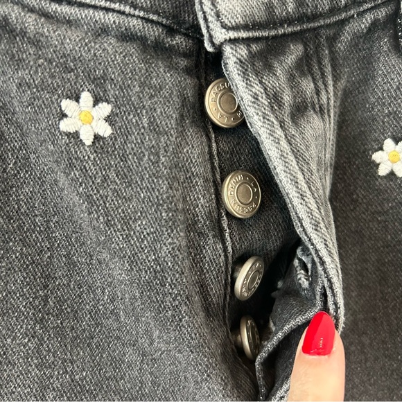 Pacsun High Rise Straight Daisy Jeans - Picture 4 of 7
